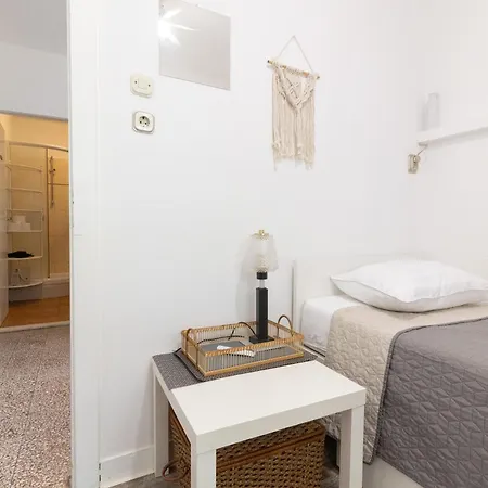 Regina Apartman *